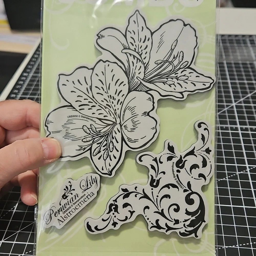 GIANT PERUVIAN LILY Alstroemeria Stampendous Rubber Stamps with free template. - Picture 4 of 5